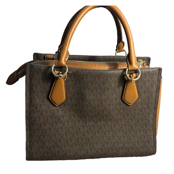 Michael Kors Handbags - Michael Kors Marilyn bag
